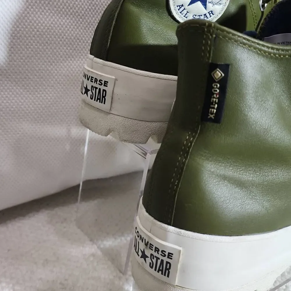 Converse Women's All-Star Lugged Winter  Size 10.5